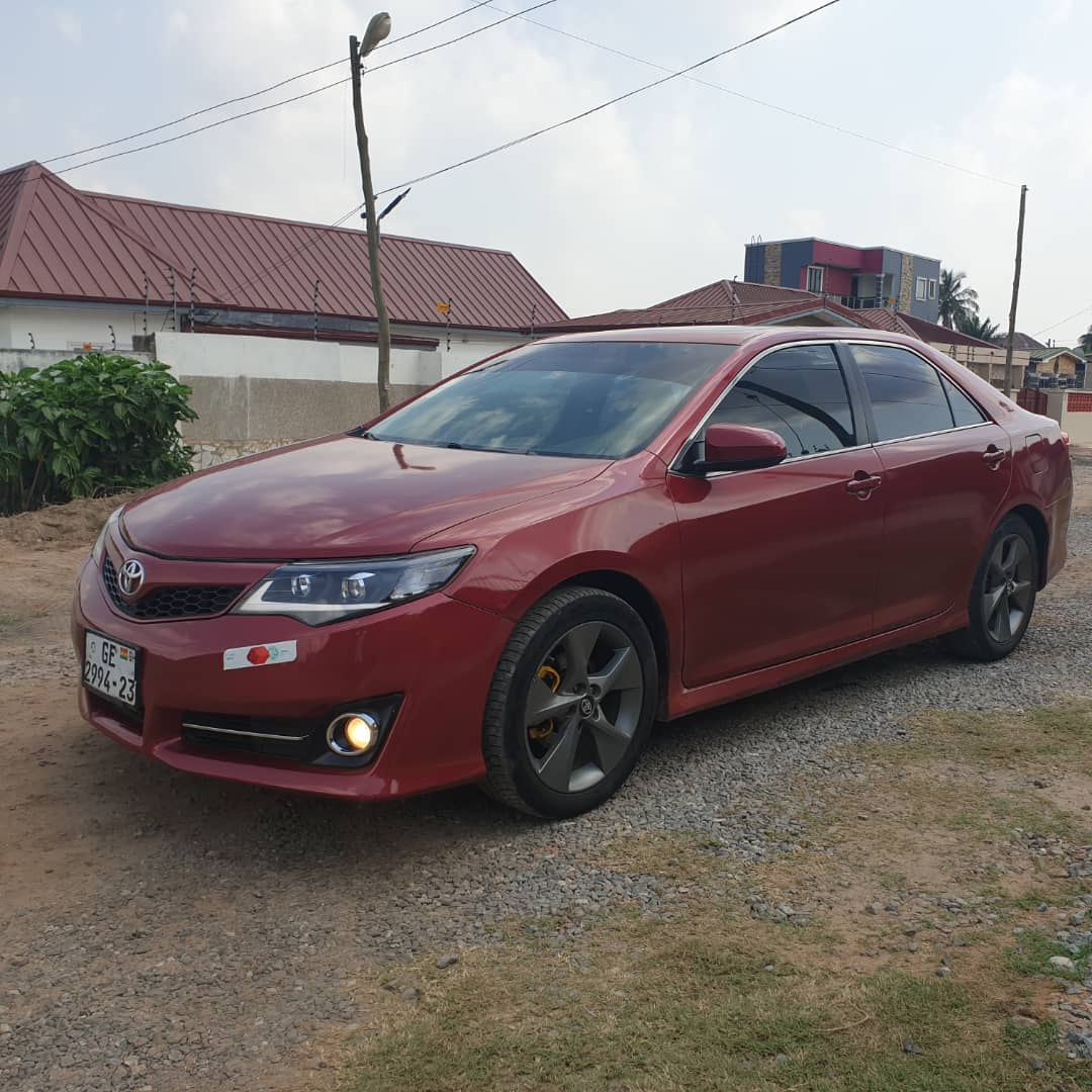 Toyota Camry 2014