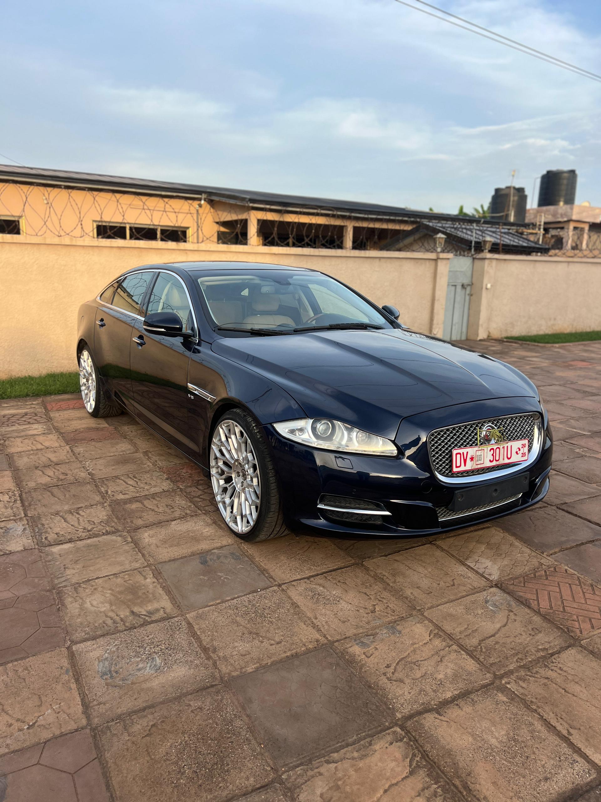 Jaguar XJL