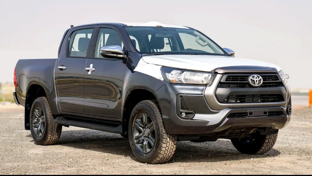 Vehicle view 9